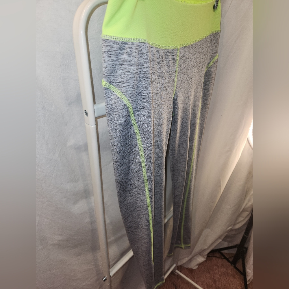 Aviva Sports  pant - Picture 3 of 6
